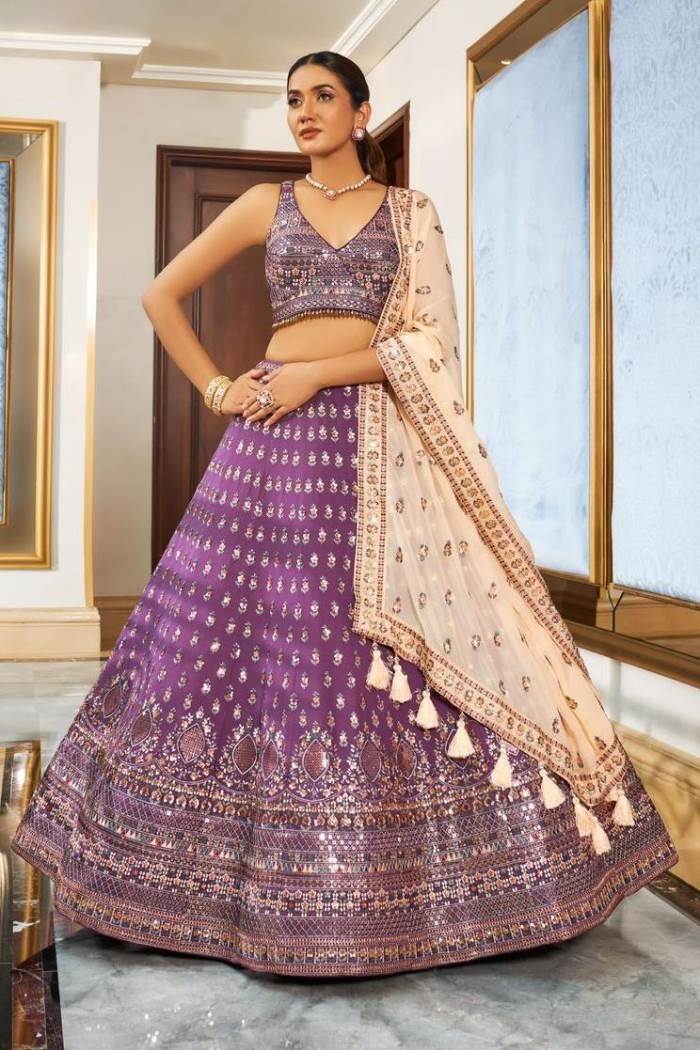 Sonal Chauhan just served a hot wine lehenga look and the internet is on  fire - Times of India